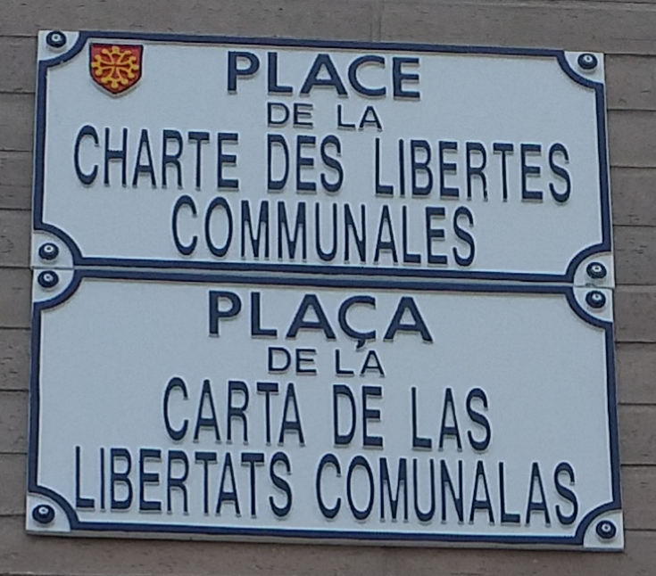 Toulouse - Place de la Charte des libertés communales, plaque bilingue occitane